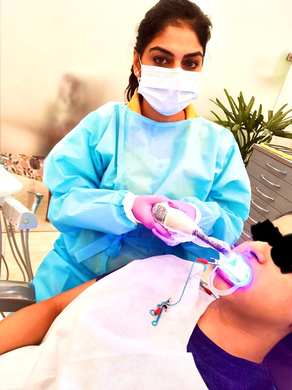 Cosmetic Dental Services clinical image 1