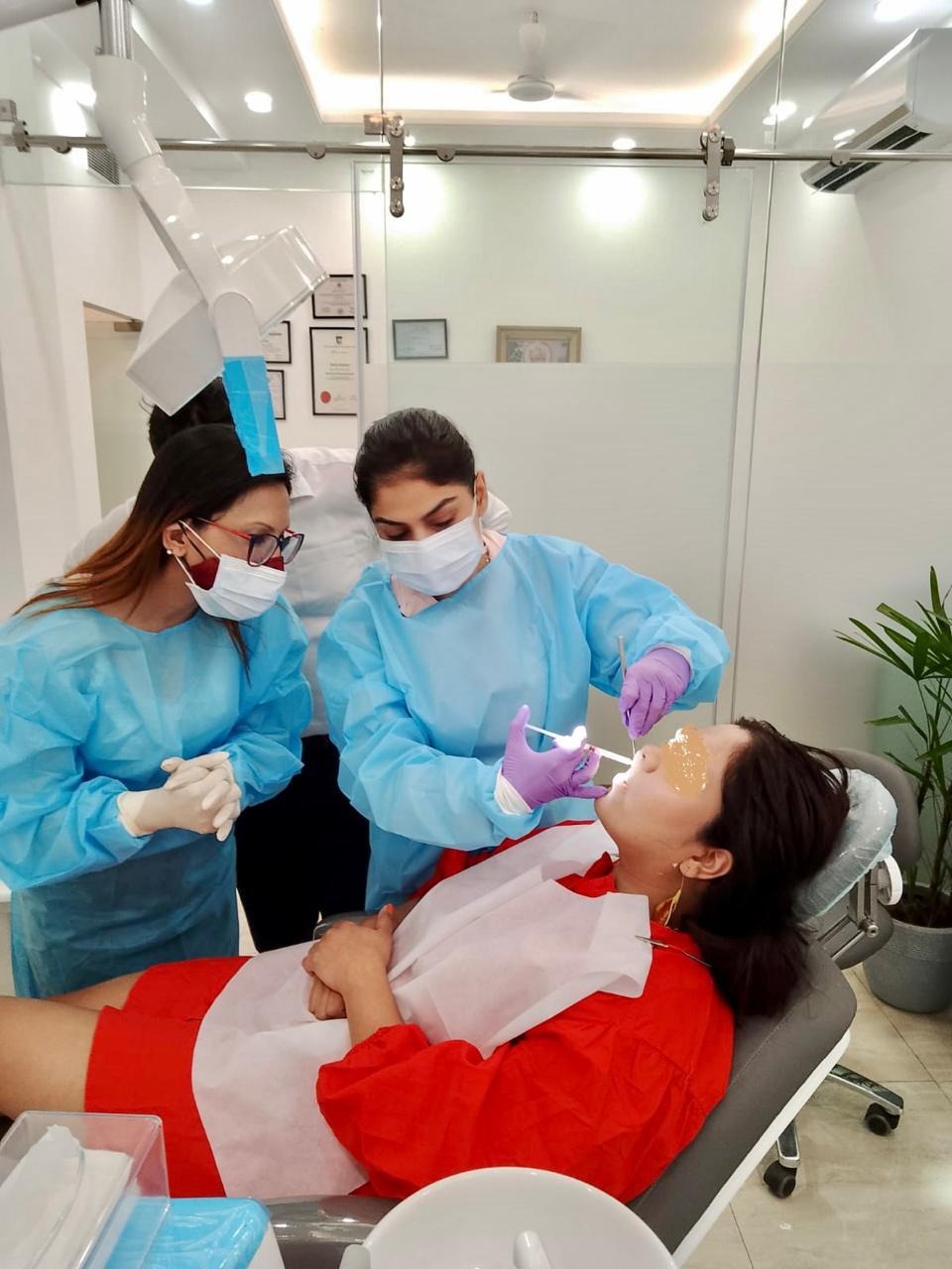 Facial/Lip Enhancement / Augmentation with Fillers - Thread (Face) Lift (Non Surgical) clinical image 1